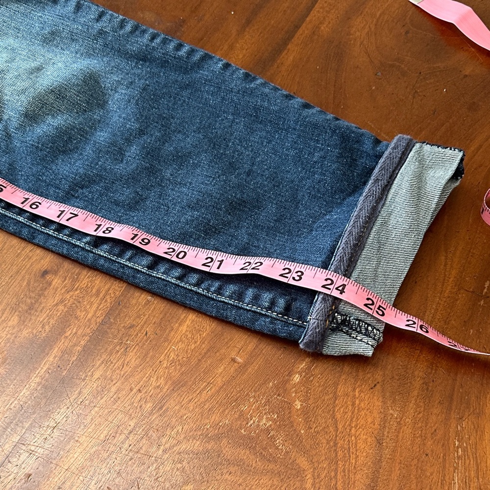 Kut from the Kloth Distressed Jeans - Picture 14 of 14